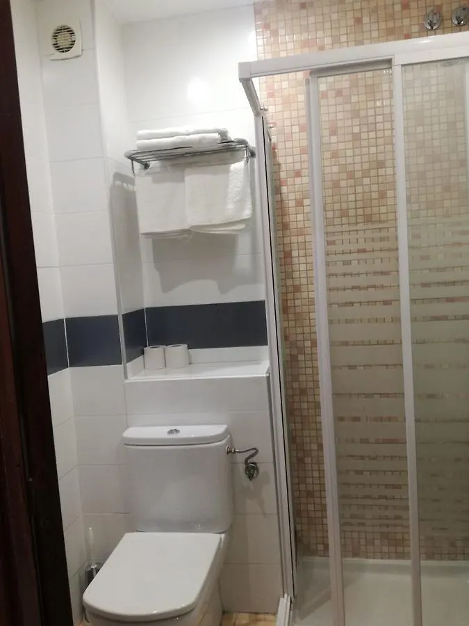 Pension San Ramon Barcelona Guest house