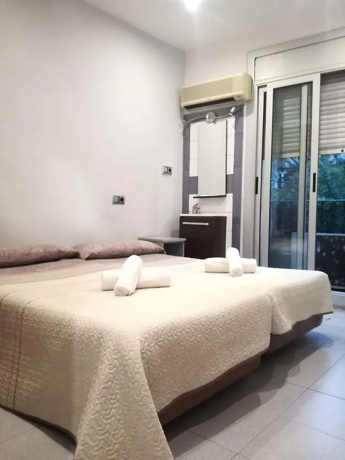 Guest house Pension San Ramon Barcelona Spain